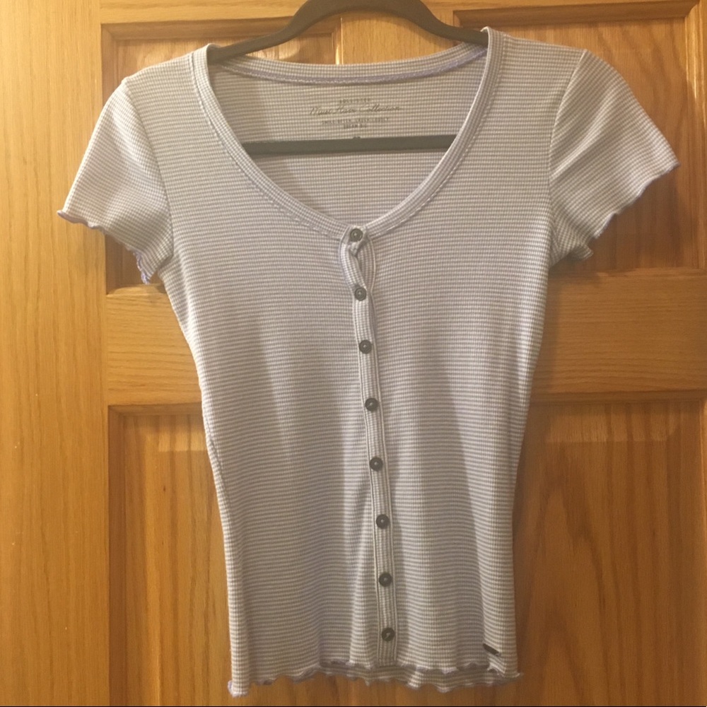 Hollister shirt with lettuce hem